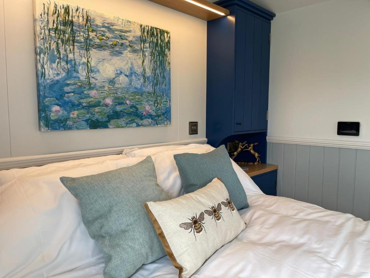 The Bibury - Westwell Downs Shepherd Huts Oxford Bagian luar foto