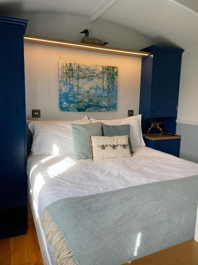 The Bibury - Westwell Downs Shepherd Huts Oxford Bagian luar foto